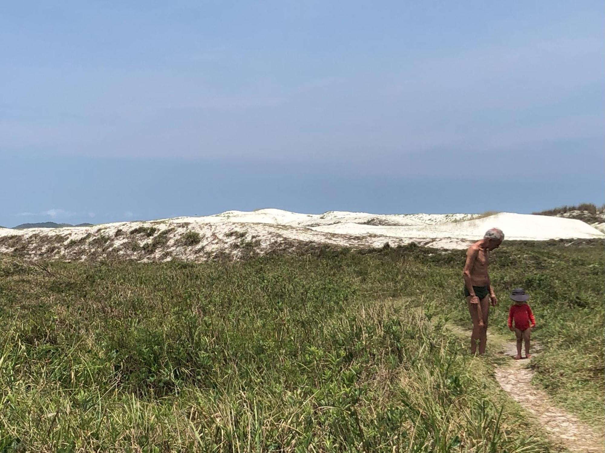 Tres Quartos Na Praia カボ・フリオ エクステリア 写真